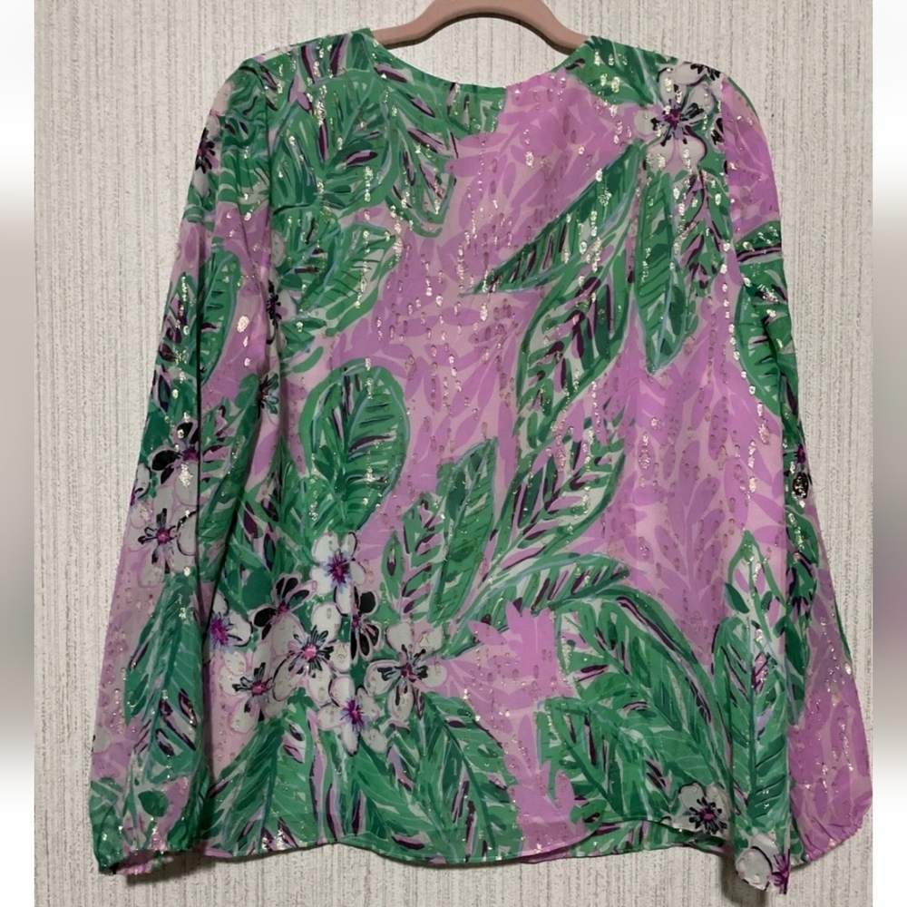 Lilly Pulitzer Size Medium Aaron Silk Top In Magnolia Lilac Leidees Night - Picture 10 of 12